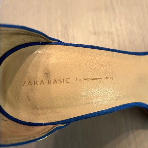 Zara Size 8.5 Basic Collection Strappy Blue Suede with 3 inch Gold Heels - Picture 2 of 7